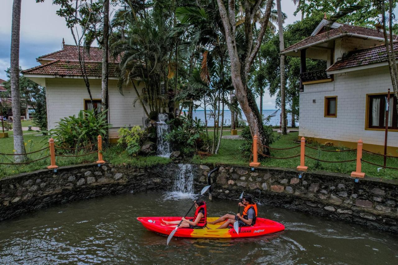 Hotel The World Backwaters, Alleppey Kumarakom Exterior foto