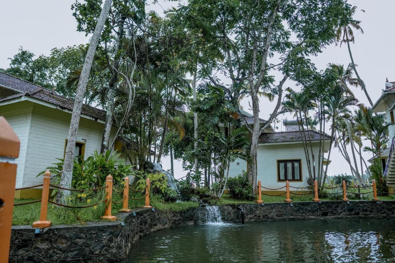 Hotel The World Backwaters, Alleppey Kumarakom Exterior foto